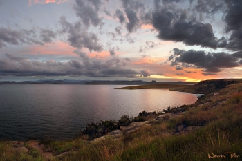 Sunset at Sterkfontein Dam