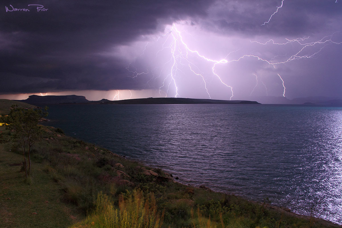 An electric storm over Sterkfontein